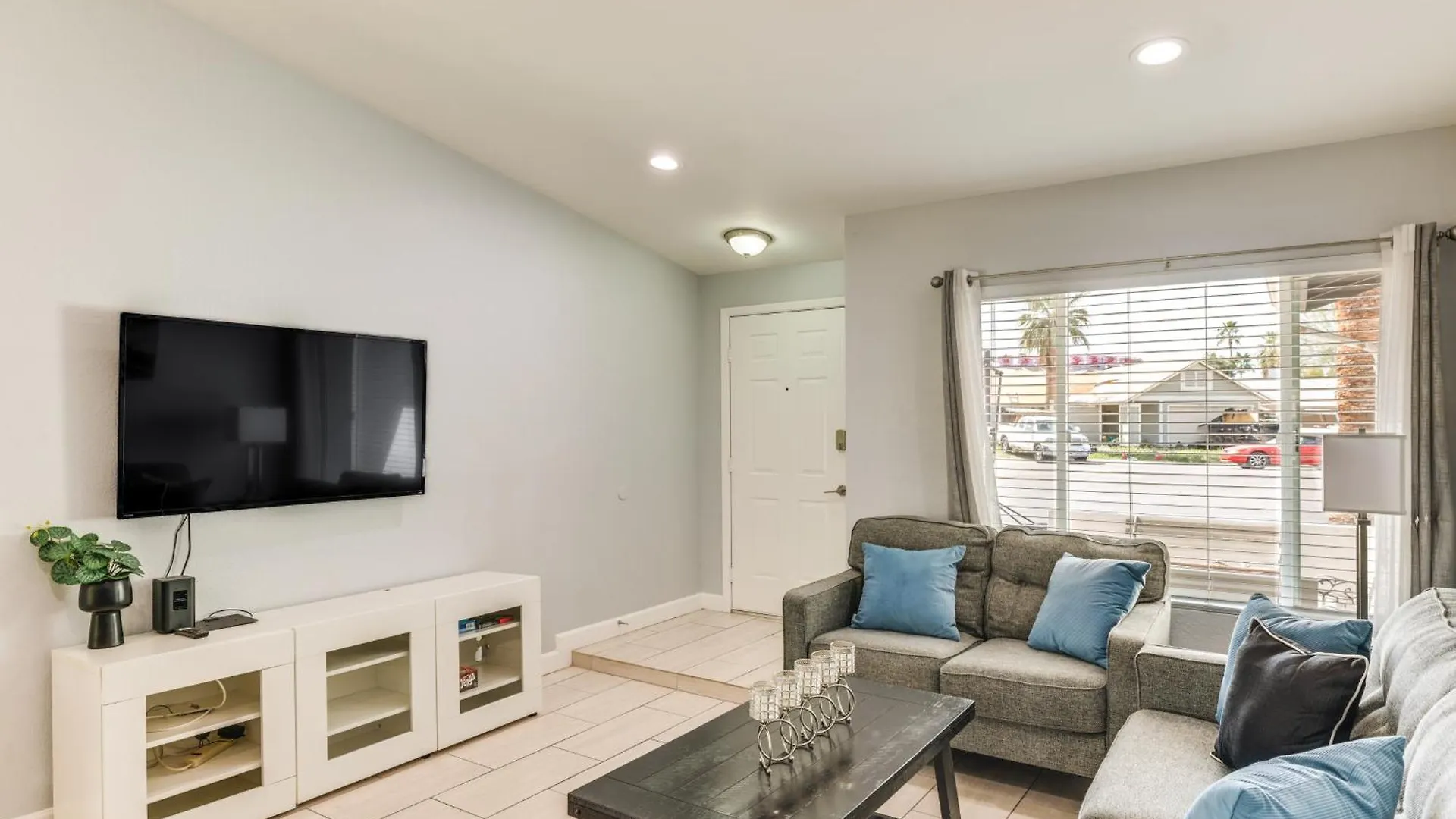 Feriehus Phoenix Home With Private Pool, Fire Pit And Swing Set